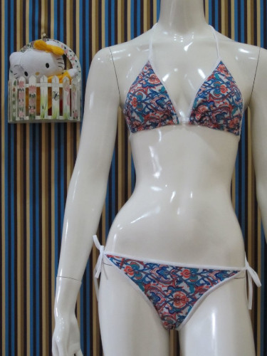 bikini renang (LX167) image 1
